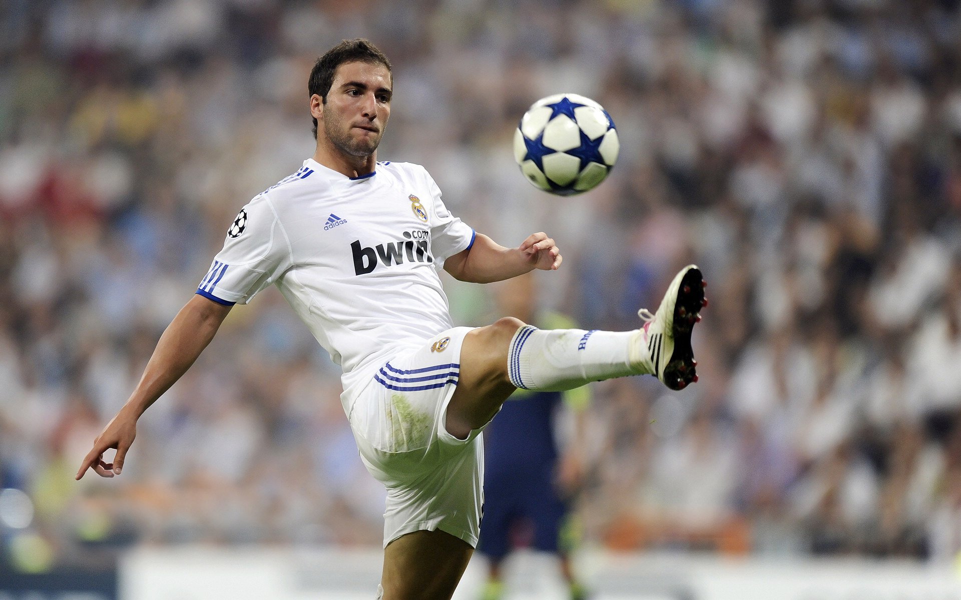 意甲青训使用脑部感应器追踪学习效率并动态调整内容，脑感应训练是真的假的